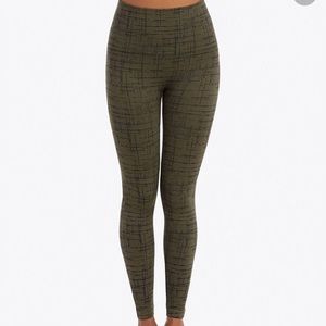 SPANX Olive & Black Seamless Leggings Sz M NWT